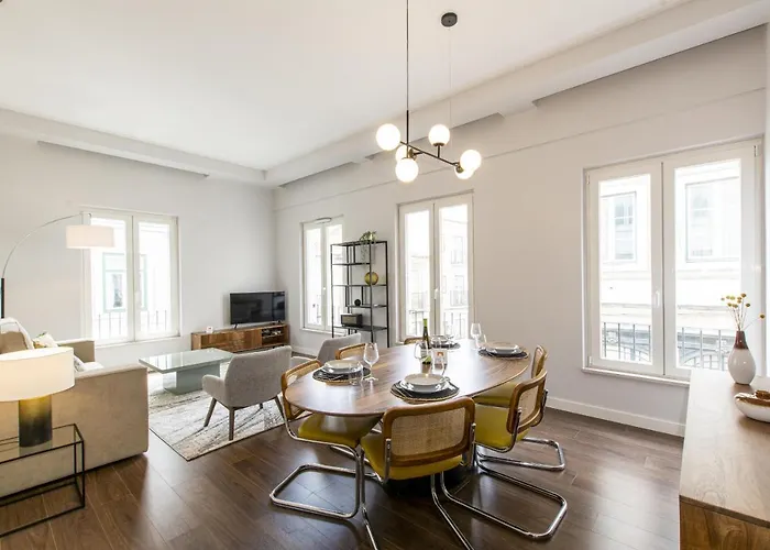 Elegant & Sophisticated Campo Ourique By Gt House